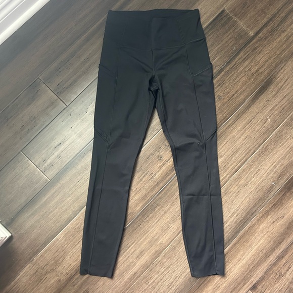 Lululemon leggings size 6 - Picture 1 of 4
